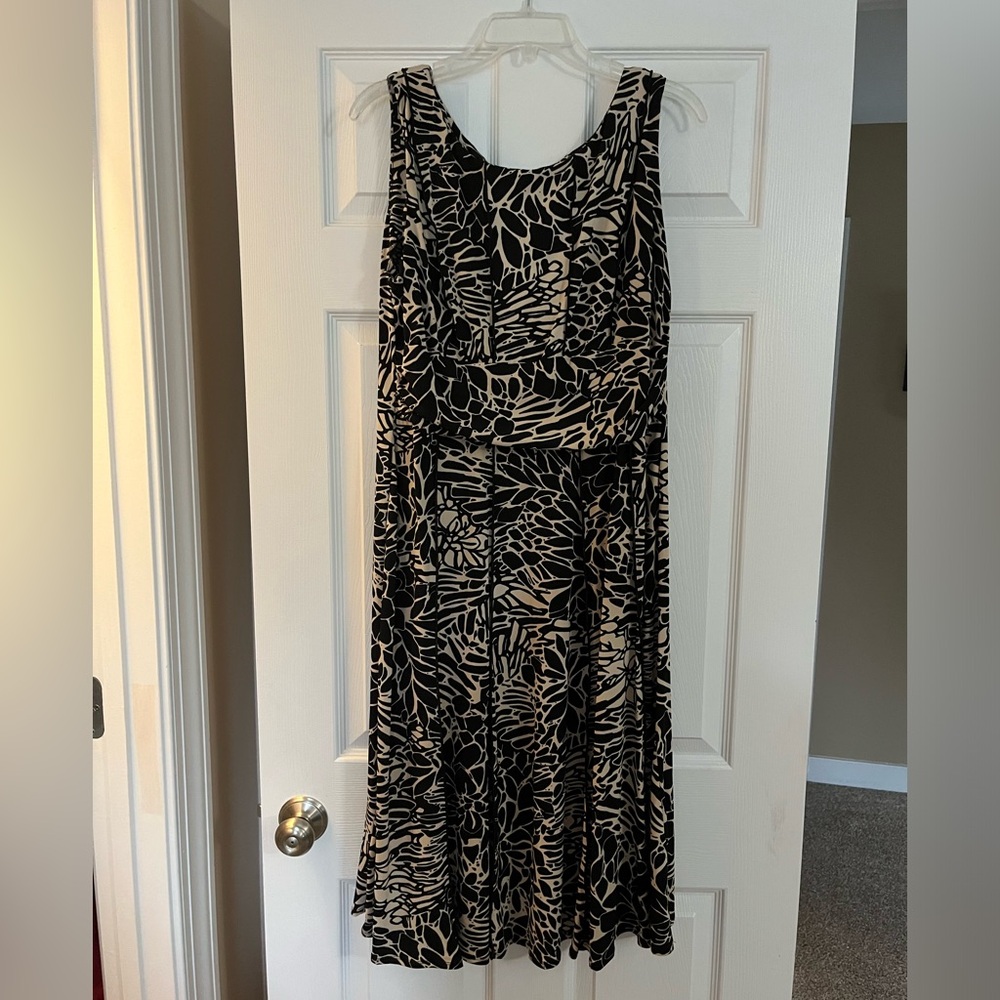 Ladies size 16P dress